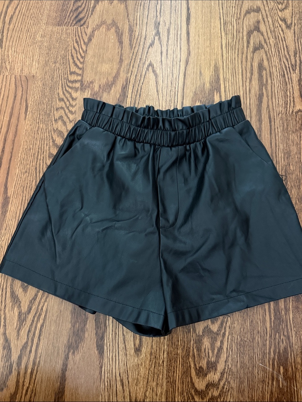 BB Dakota by Steve Madden Black High-Waist Elastic Shorts